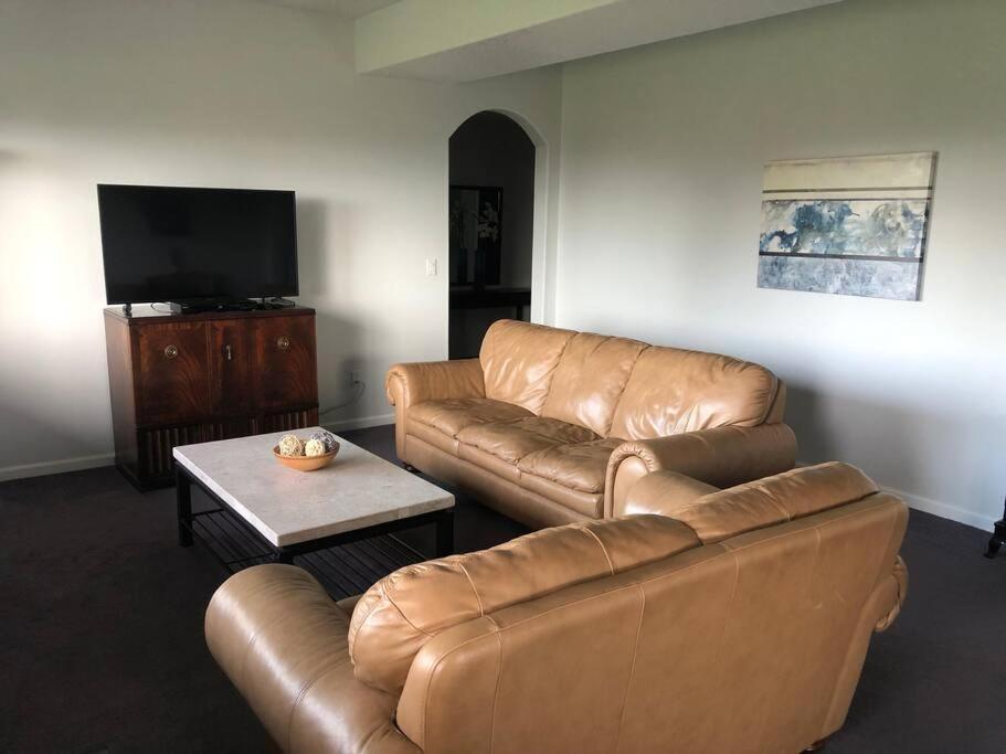 2 Bedroom Suite: Views, Private Entrance, Evchgr Amity Экстерьер фото